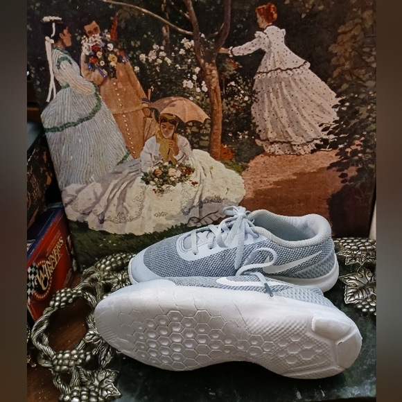 👟👟🧦Nike flex Blue & White sneakers👕👖Size 4Y, Nice Buy Nice Colors.❤️👋🛍 - Picture 12 of 13